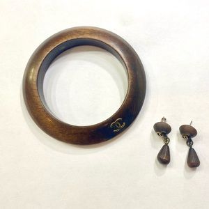 Chanel Vintage wood braclet and wood drop earrings